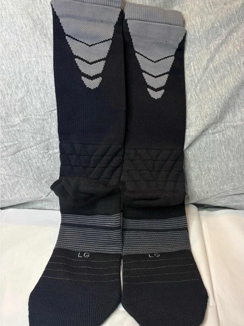 Nike Elite Vapor Cushioned Football Socks (Over-The-Calf) Size XL - Black/Grey